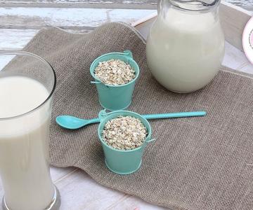 Receta de leche de avena casera | Leche vegetal de avena | Sin lactosa