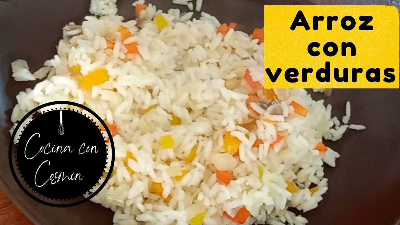 Cómo hacer arroz frito con verduras fácil y rápido.
