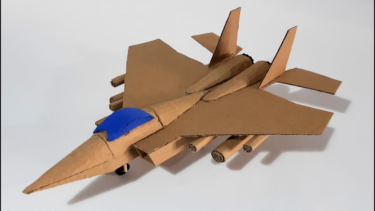 Como hacer un avión de guerra F15 de CARTON