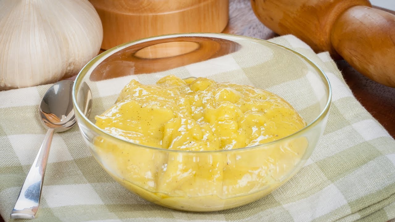 How to Make an Aioli Sauce Recipe - Garlic Aioli Recipe
