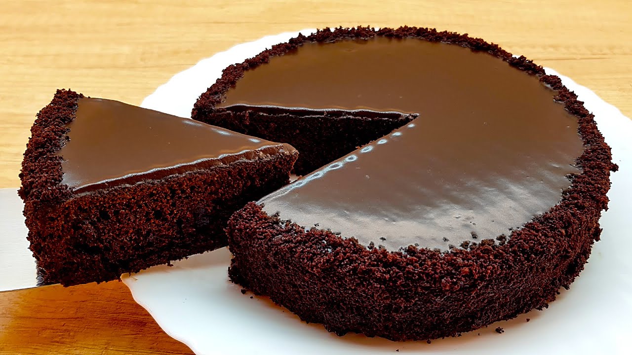 Pastel de chocolate tierno / el mejor pastel de chocolate. Brownies - chocolates, jugosos y