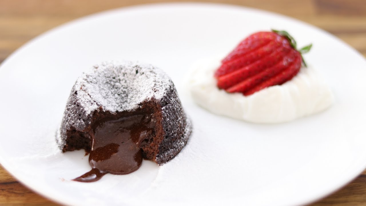 Recette de gâteau au chocolat au cœur fondant | Comment faire un lava cake au chocolat