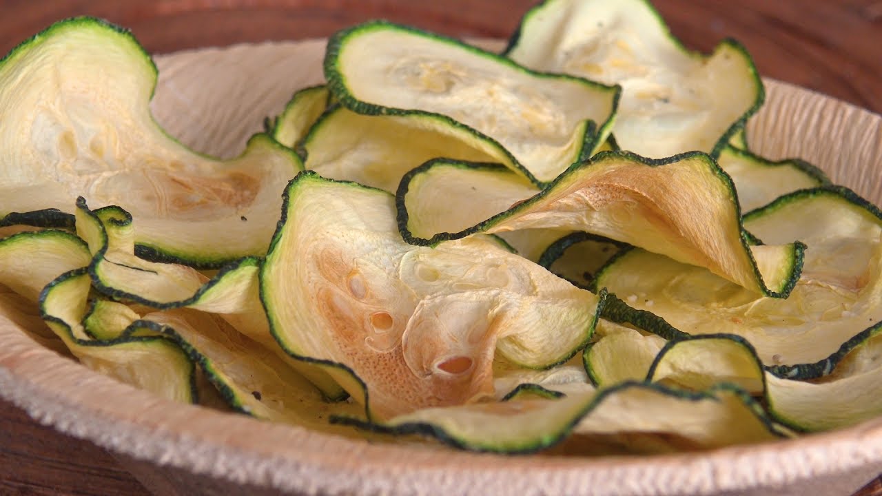 ⭐ Cómo hacer chips de calabacín al horno | Chips de zucchini sin aceite ⭐️