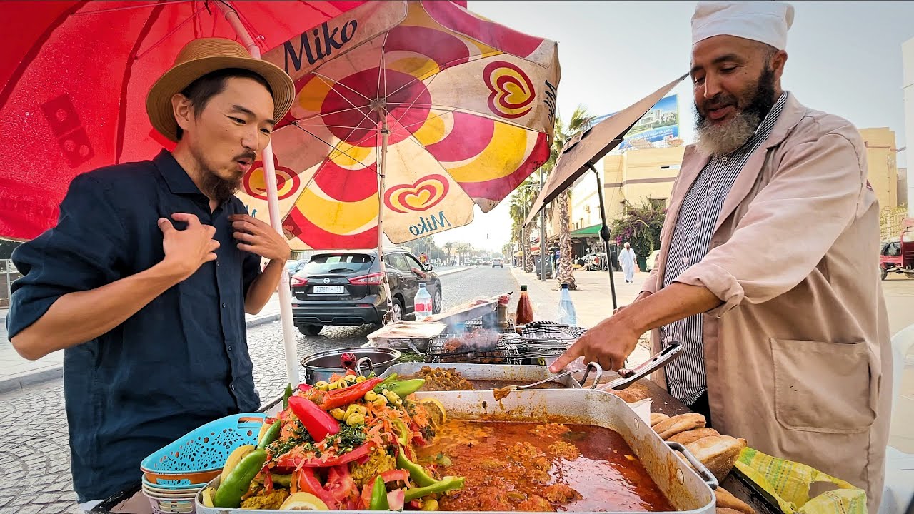 nivel 9999 comida callejera en marruecos 🇲🇦 bazo de ternera relleno + tagine de cabra de argán