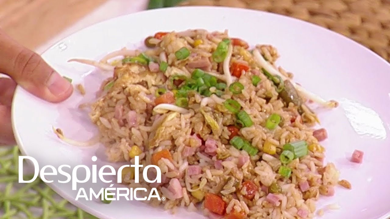 ¿Te sobró arroz del día anterior? Prepara un nuevo platillo inspirado en la cocina china