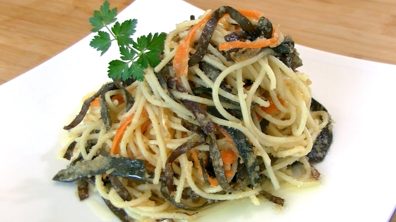 ⭐ Cómo hacer espagueti de mar al ajillo con zanahoria | Espaguetis con verduras ⭐️