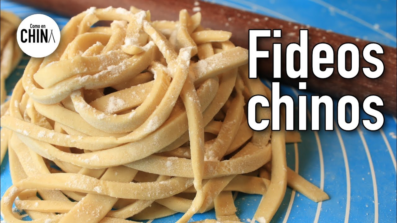 Cómo hacer fideos chinos caseros - Noodles chinos (¡RECETA FÁCIL!)