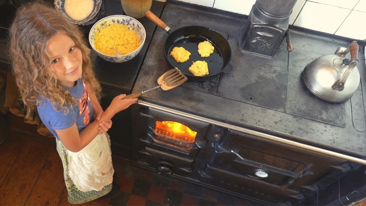 Cooking with Fire | Sweetcorn Fritters on the Stovetop