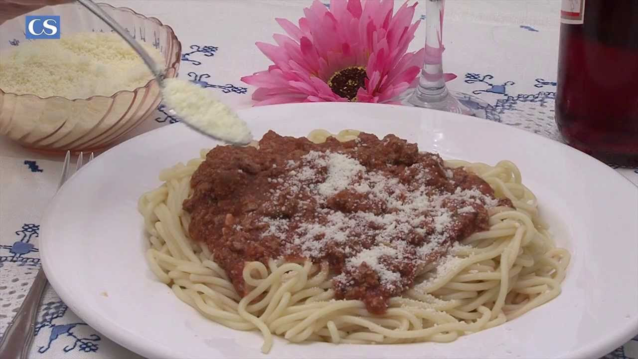 Espaguetis boloñesa con toques muy muy personales, facil de hacer