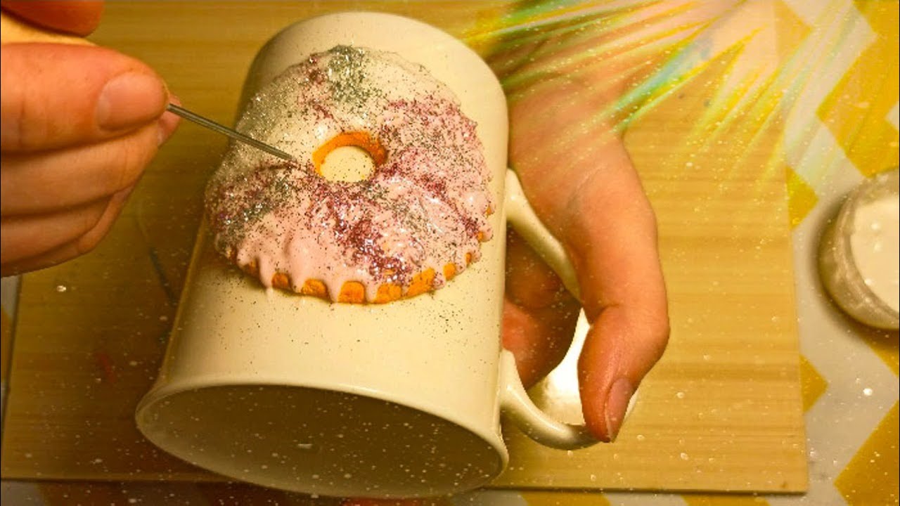 Polymer clay: Donut on a mug. Free polymer clay modeling tutorial