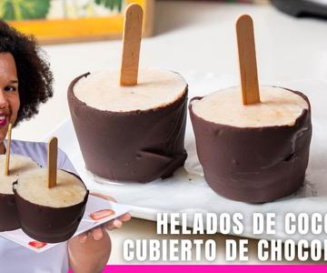 HELADO DE COCO CREMOSO CUBIERTO DE CHOCOLATE/ COCONUT ICE CREAM