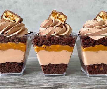 Snickers Dessert Cups - No Bake Dessert. Very Easy and Yummy!