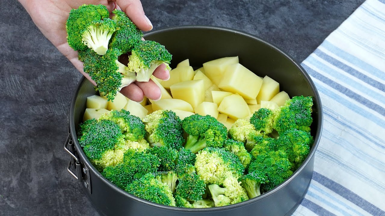 Si tienes brócoli y papas, ¡debes preparar esta receta de cena saludable! ¡Delicioso!