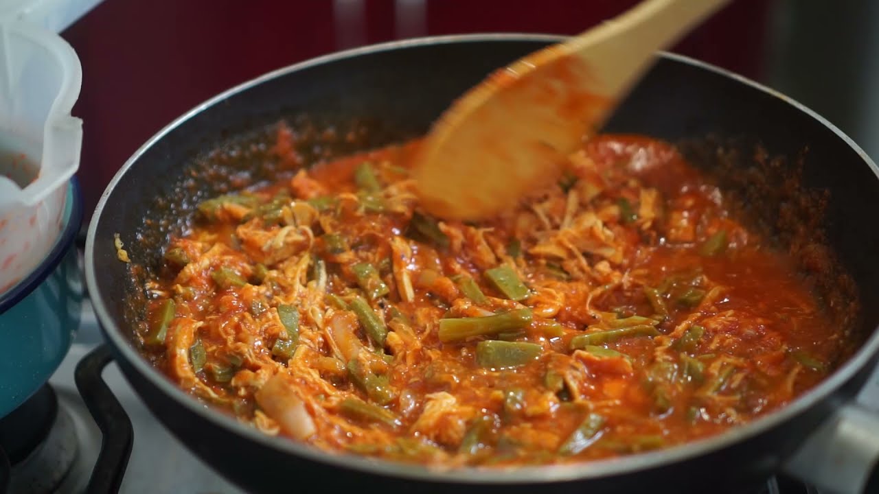 Chicken with nopales in guajillo chili | Healthy, rich and profitable recipe!