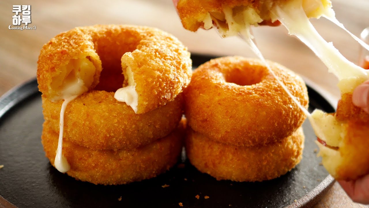 ¿Crujiente y suave? ¡¡Donuts de patata y queso en lugar de harina !! Super delicioso.