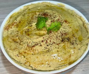 Hummus de Garbanzos: Receta Árabe Fácil y Saludable en casa