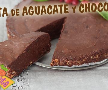 TARTA de AGUACATE y CHOCOLATE, Receta CRUDIVEGANA Deliciosa | Veganamente