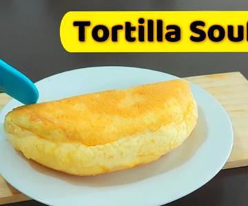 tortilla de huevos super esponjosa con tres ingredientes / omelette de huevos que tiembla