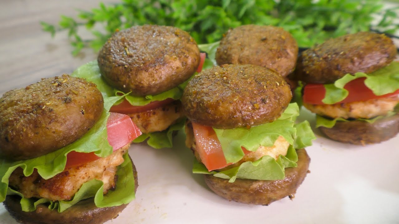 ¡Los champiñones no se rellenan! ¡Solo estoy cocinando hamburguesas con pechuga de pollo!