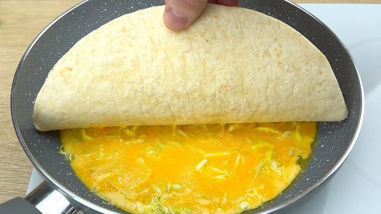 ¡Solo estoy cubriendo los huevos con la tortilla! Receta rápida en una sartén en 10 minutos # 112