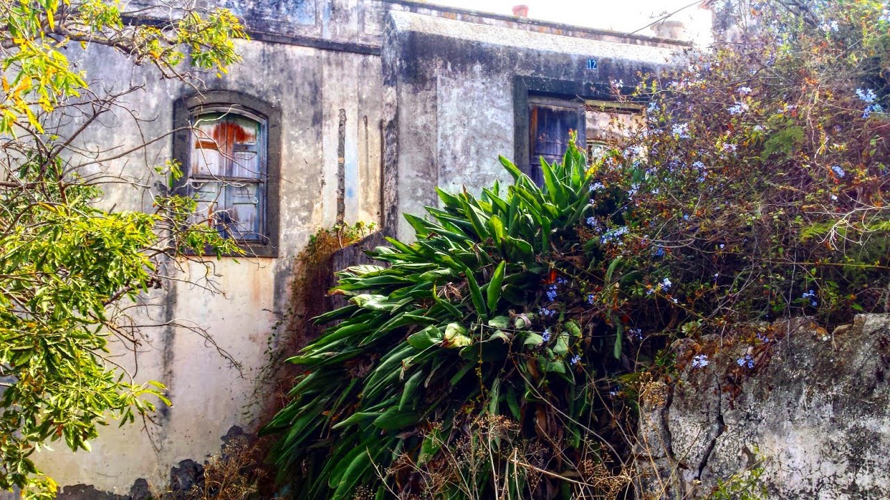 CASA ABANDONADA con SORPRENDENTES COSAS en su INTERIOR | Estancias INEXPLORADAS - Sitios Abandonados