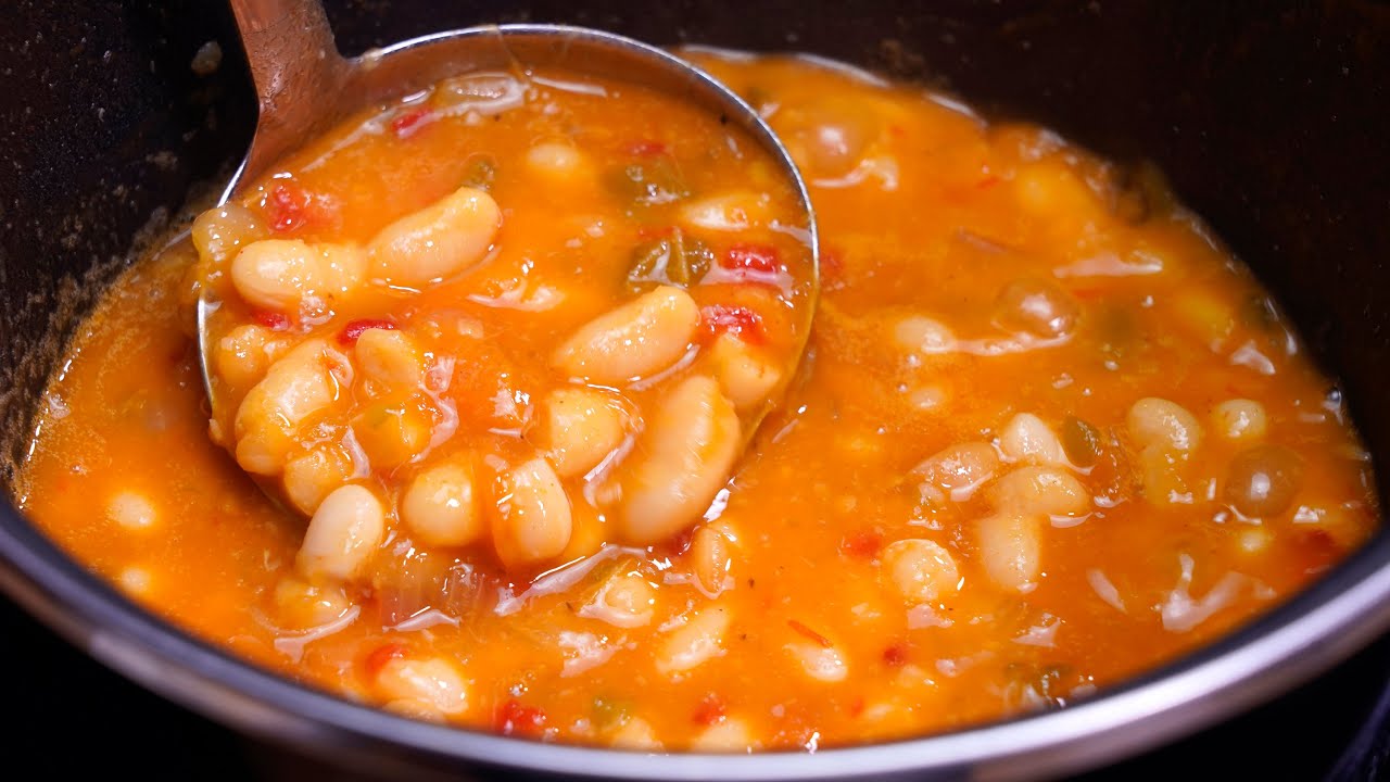 ¡Es tan delicioso que lo cocino todos los días! La receta fabulosa de alubias blancas con verduras