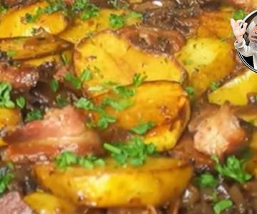 Bratkartoffeln mit Speck und Zwiebeln | Deftige Kartoffelpfanne | Bratkartoffel Rezept (Folge 133)