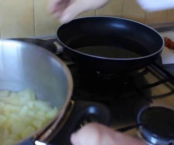 COMO HACER PATATAS REVOLCONAS