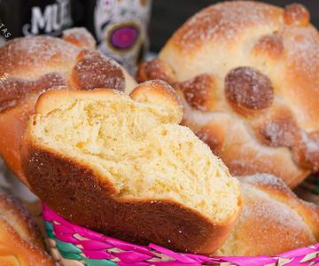 El más esponjoso y suavecito Pan de Muerto ☕