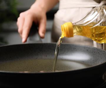 Este Truco Secreto Hará Que Dejes De Salpicar Aceite Para Siempre