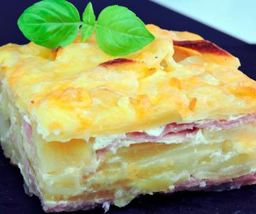 Pastel de patata con jamón y queso (pastel de papas)