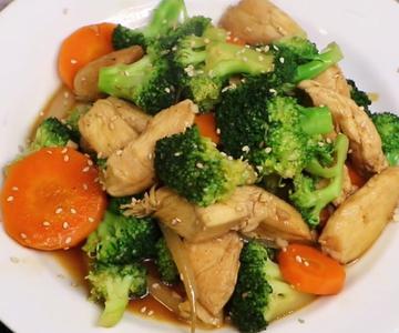 Pollo con Brócoli-Comida China Riquísima