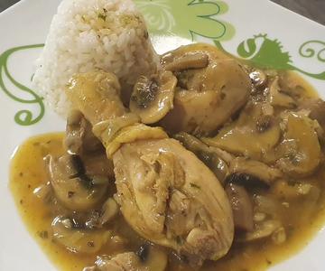 Pollo con champiñones