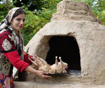 Pollos Enteros Rellenos de Pilaf y Cocidos en Horno de Barro ♧ Recetas Rurales