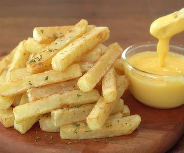 [subtítulo] Papas fritas y salsa de queso:: Cómo hacer papas fritas crujientes