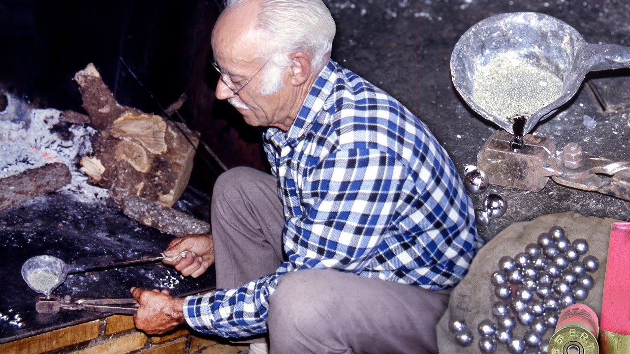 BALAS y CARTUCHOS artesanales para la caza. Fabricación con plomo de cañerías en 1995 | Documental