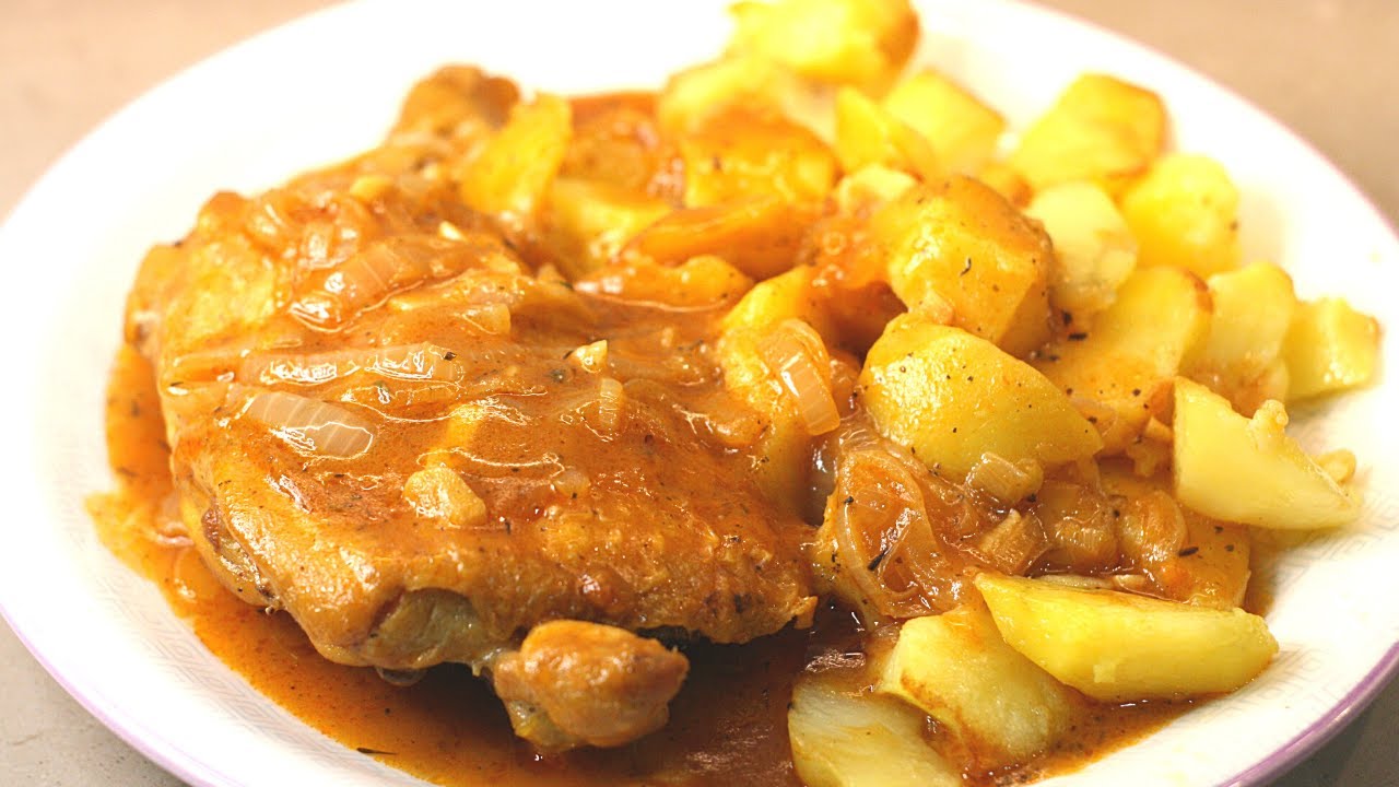 Contramuslos de pollo a la Cerveza receta fácil🍺 Con guarnición de patatas🍟 Pollo en Salsa