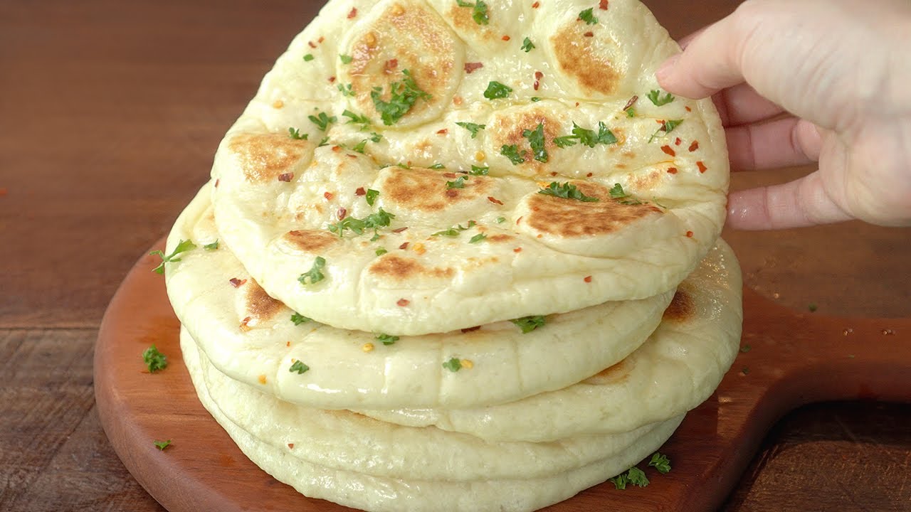 Flauschiges und weiches türkisches Fladenbrot:: Gegrilltes Fladenbrot:: Bazlama